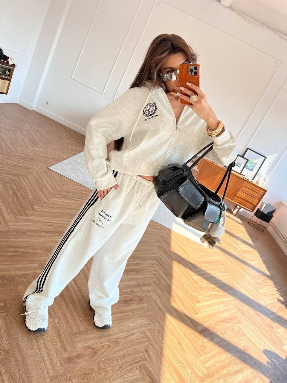 женские костюмы спортивные,спортивные костюм,женский костюм,костюм на флисе,костюм спортивные женские костюмы