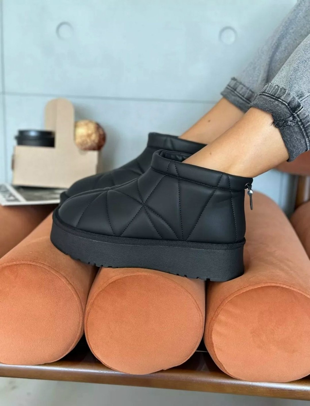 угги дутики женские короткие на высокой платформе,,женские угги,дутики женские короткие,женские зимние угги