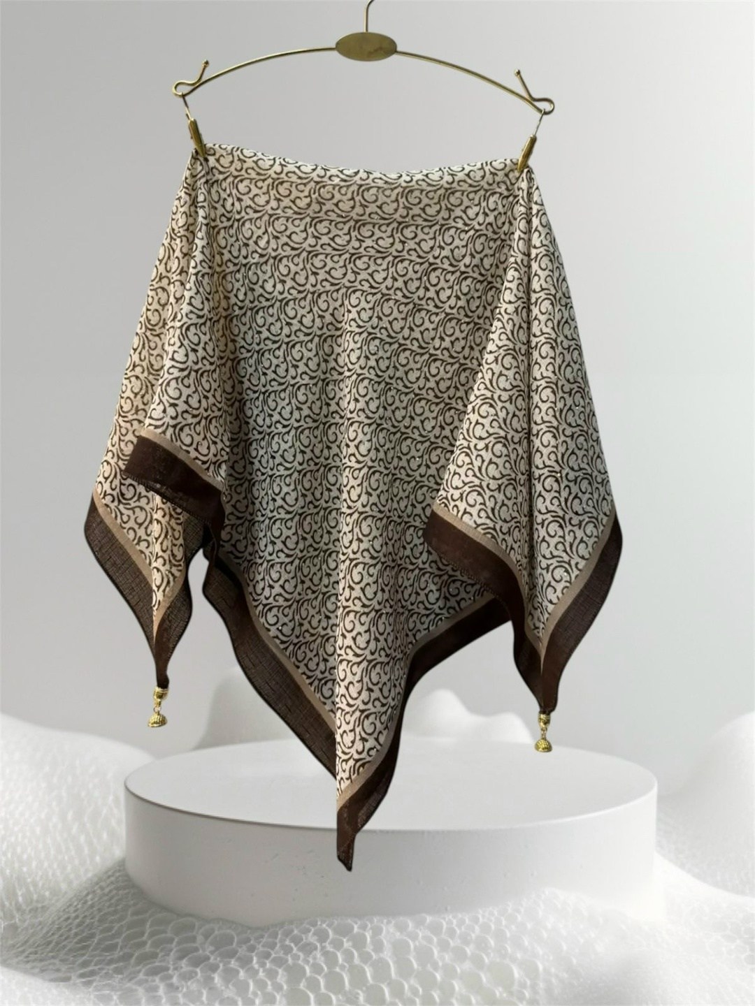 стильные платки,шарфы и платки,платок женский шелковый,шарфы для женщин,шелковый шарф