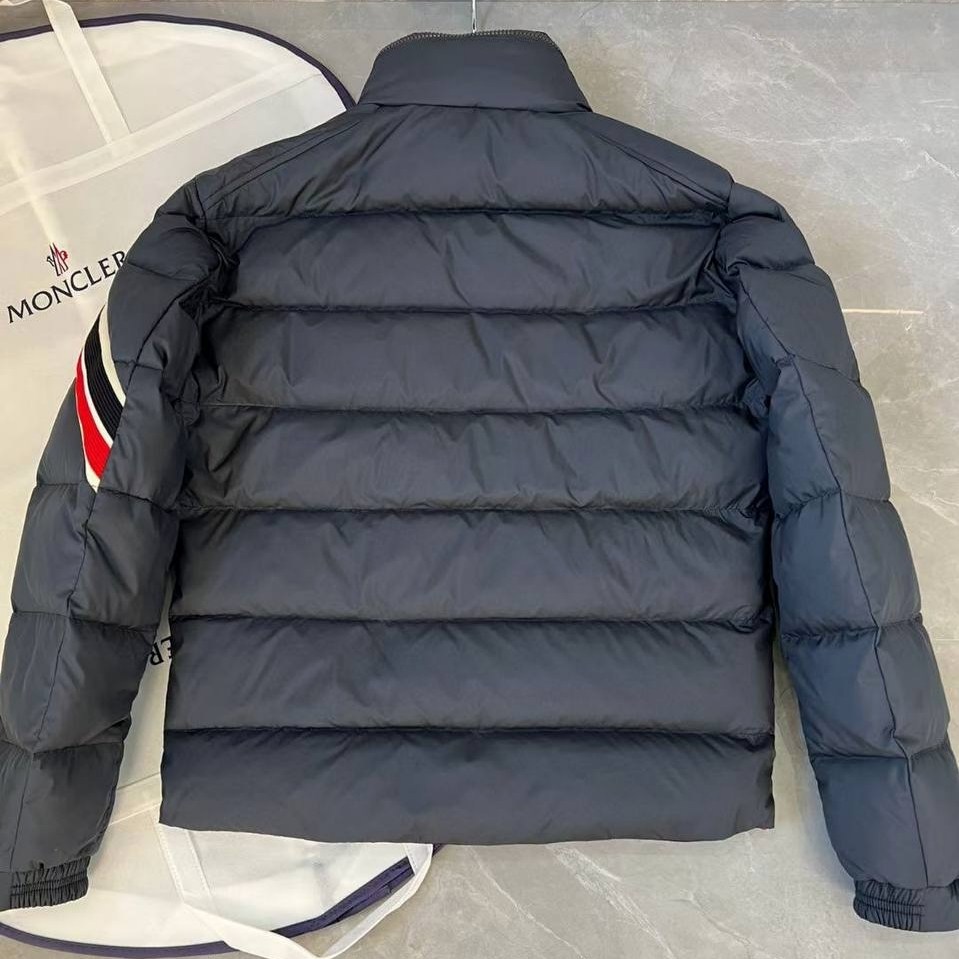 пуховик moncler мужской,пуховик moncler,куртка moncler,пуховая куртка montbeliard moncler (монклер) премиум класса мужская,пуховик moncler женский