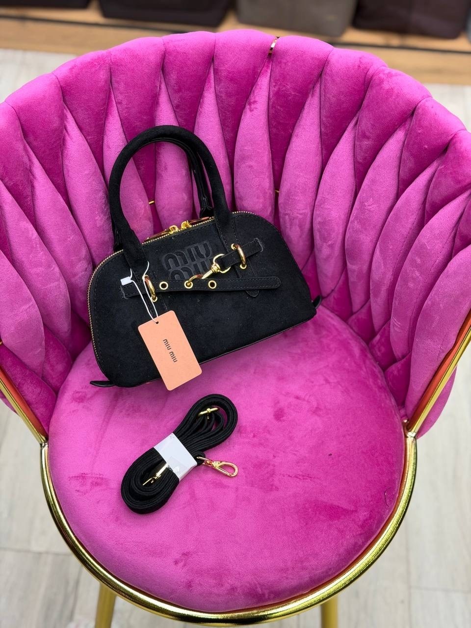 замшевая сумка miu miu aventure,сумка женская miu miu из натуральной замши,сумка женская miu miu замша,сумка женская замшевая miu miu,сумки