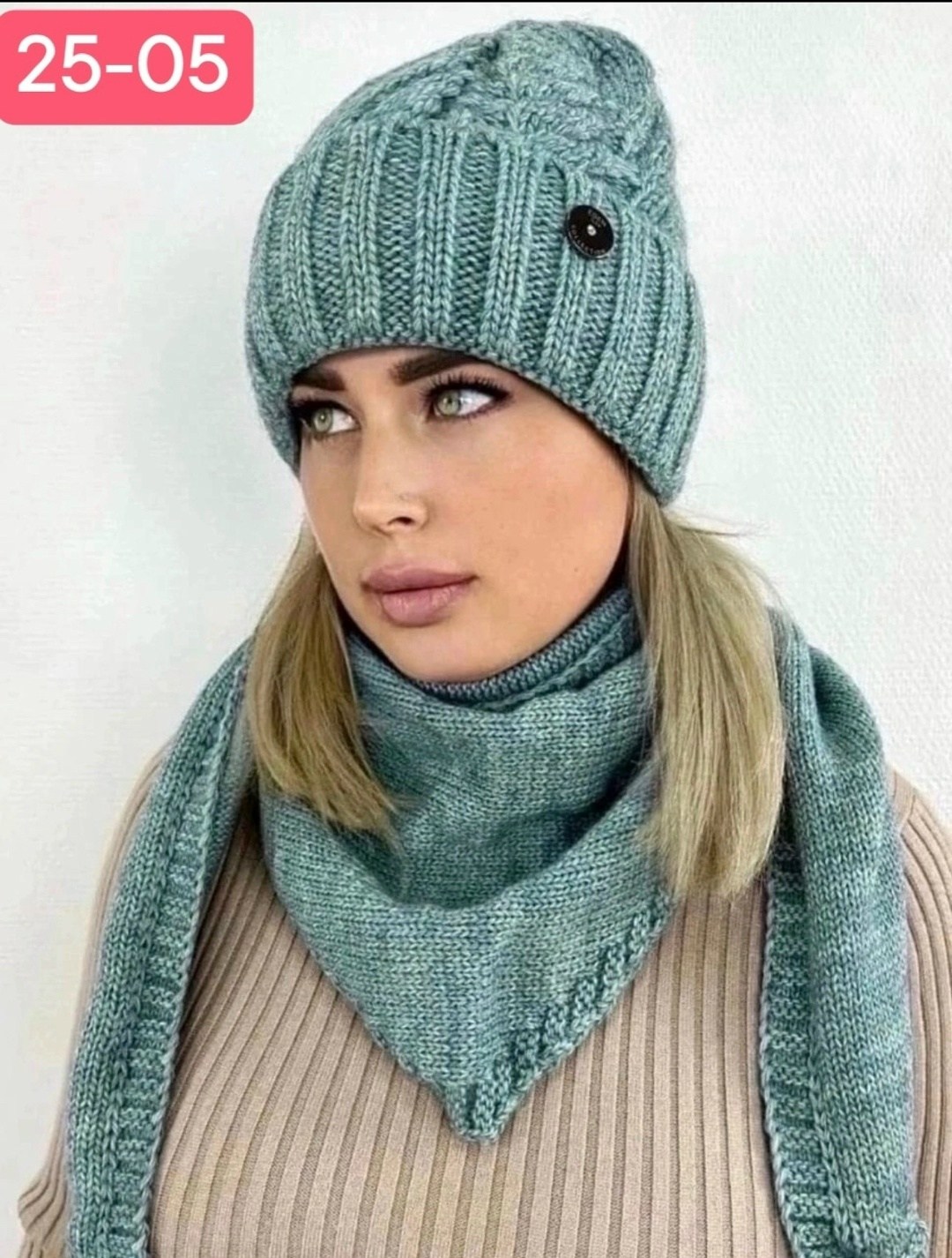женская вязаная шапка,комплект шапка и шарф,комплект шапки,шапка женская,комплект женский шапка