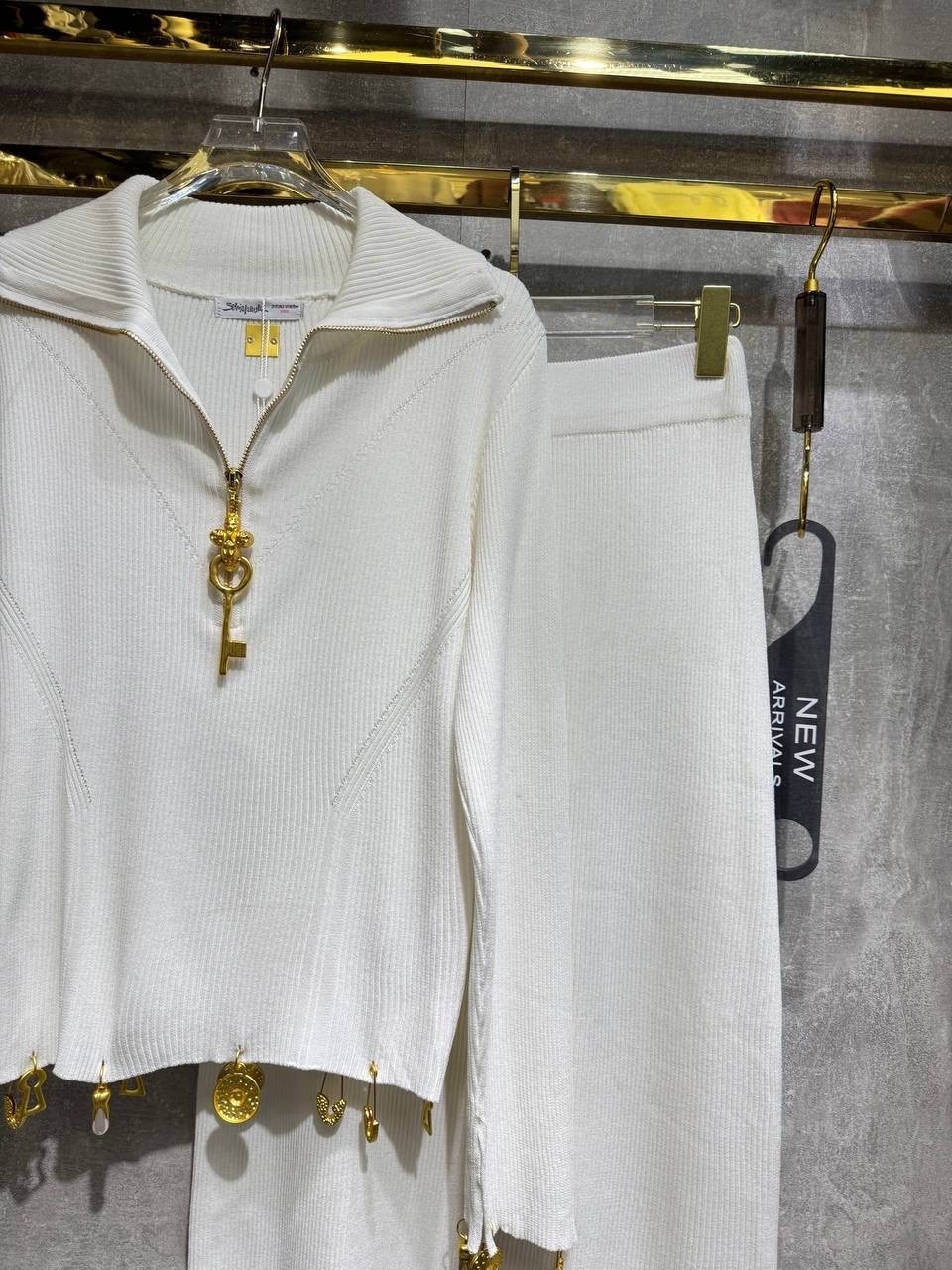 трикотажный костюм,костюм женский лапша,,женский костюм вермишель,кофта