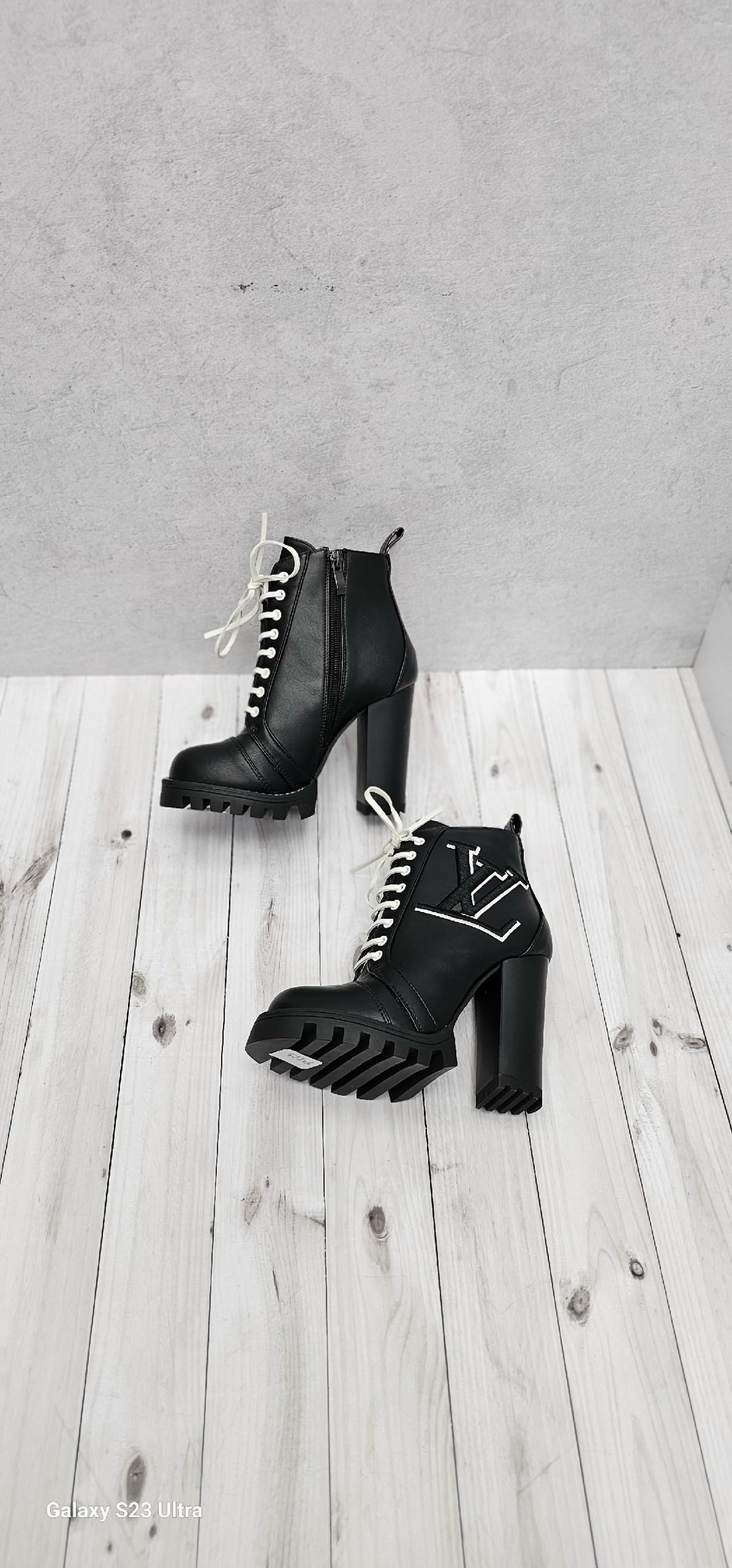 ,ботильоны луи витон star trail,ботильоны louis vuitton star trail,ботинки луи витон ботильоны star trail,луивитон.  ботильоны