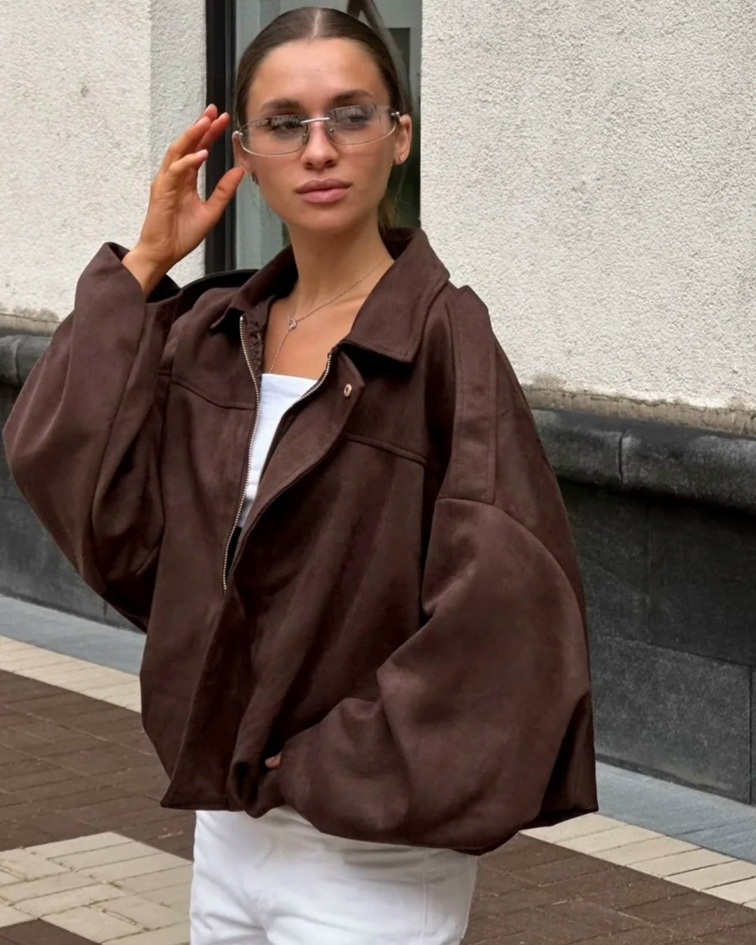 бомбер замшевый оверсайз,бомбер замшевый оверсайз athe.brand,бомбер замшевый оверсайз athe.brand цвет шоколадный коричневый,куртка бомбер укороченная оверсайз эко замшевая nonstóp with me,бомбер замше