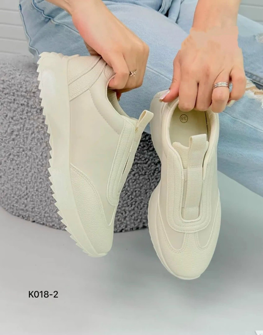 ,кроссовки женскиe,бежевые кроссовки,кроссовки для женщин,массивные кроссовки