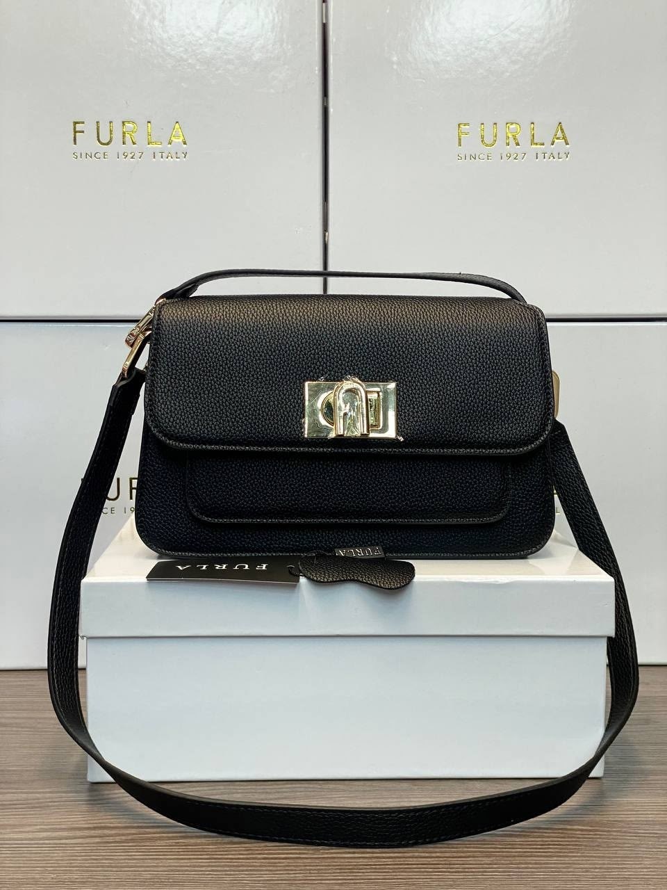 сумка женская furla,сумка furla,сумка кросс-боди женская furla wb00094 черная,женская новая сумка furla,сумка furla metropolis