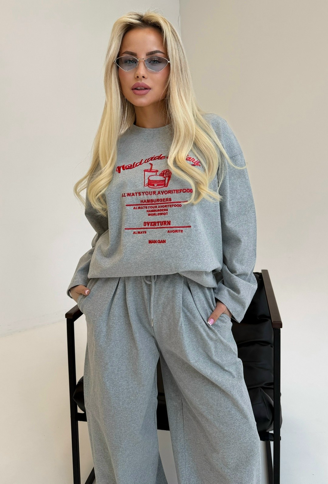 спортивный костюм оверсайз voi-fashion,женский костюм,костюм спортивный,спортивный костюм женский,спортивный костюм оверсайз