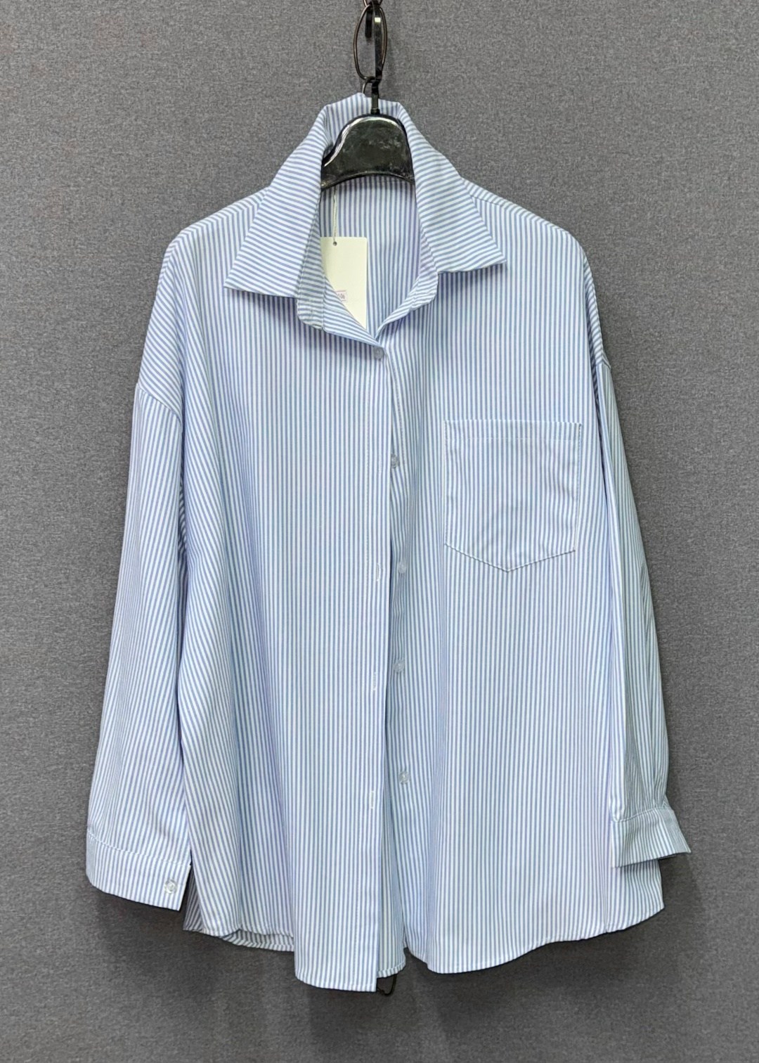 ткани хлопок,рубашка в полоску,ткань в полоску,рубашечный хлопок жатый (сирсакер) бело-голубая полоска 2 мм,льняная ткань