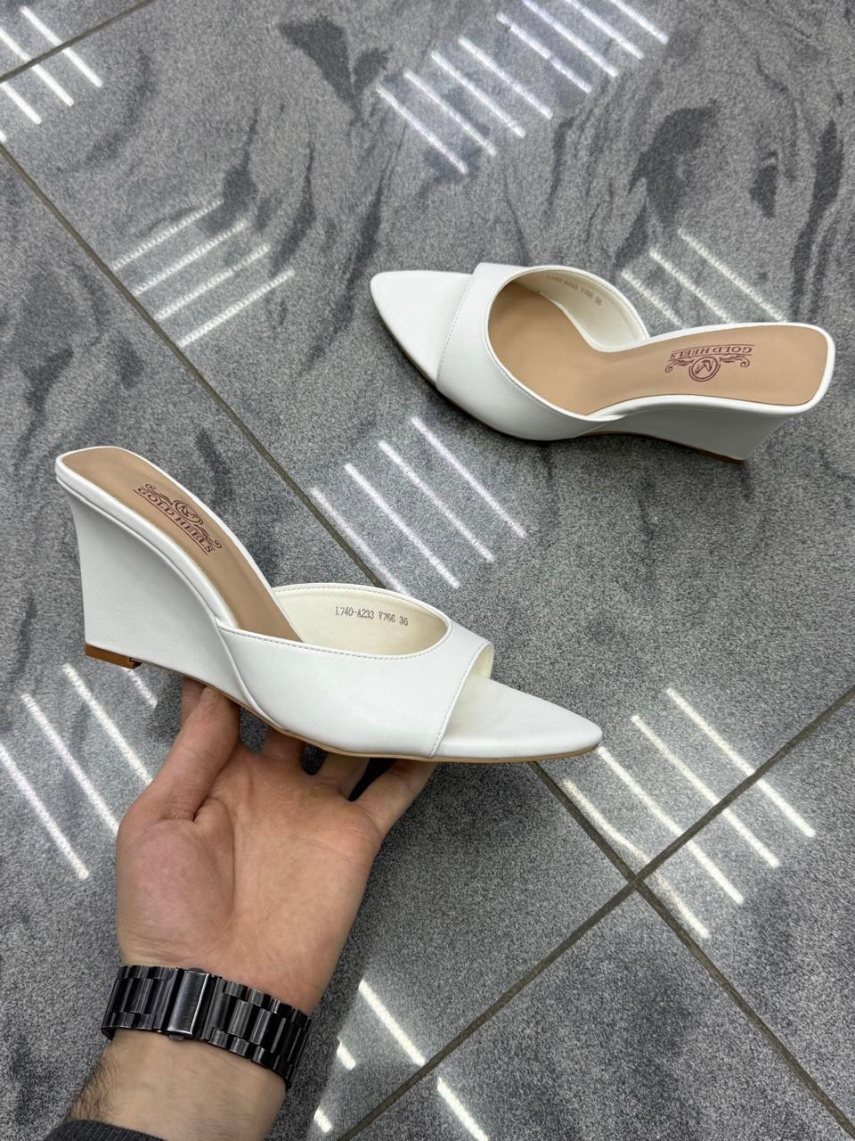 ,женская ,шлепки на каблуке,женские босоножки,женские мюли