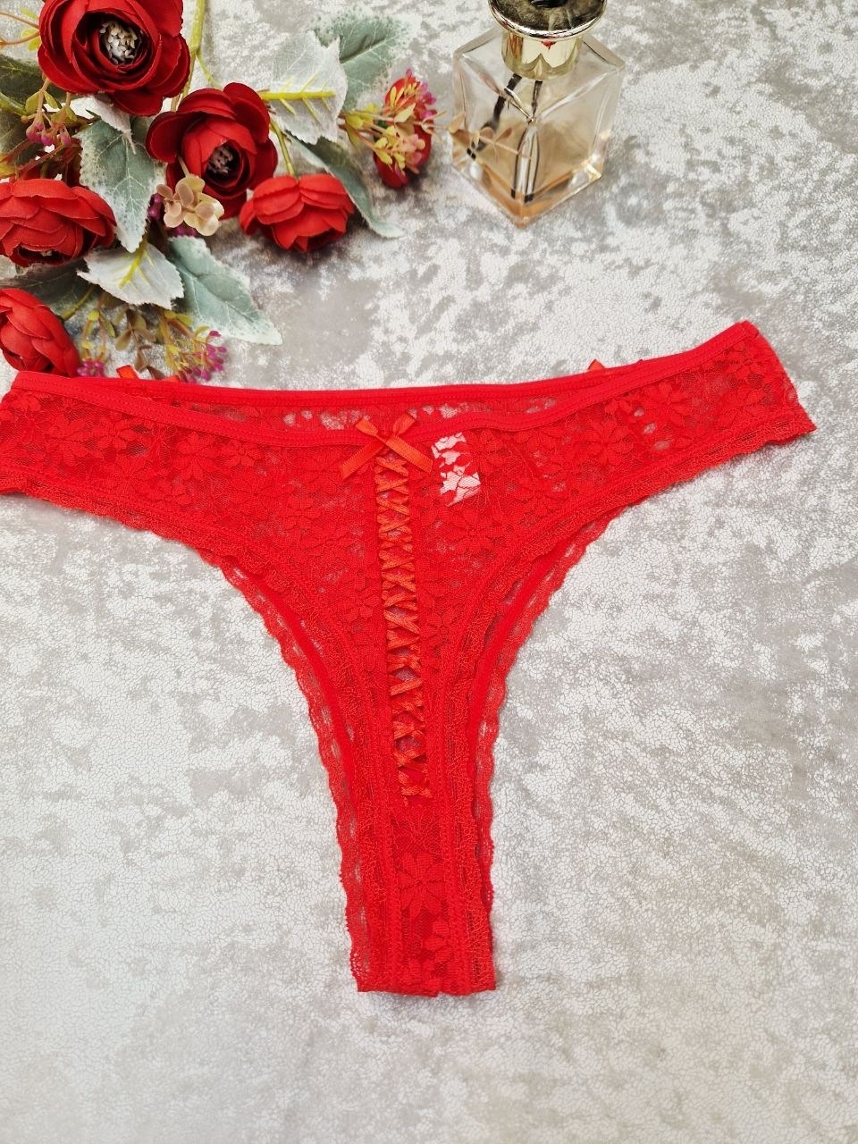 женские кружевные стринги,сексуальные кружевные стринги,кружевные стринги,черные кружевные стринги,эротическое белье
