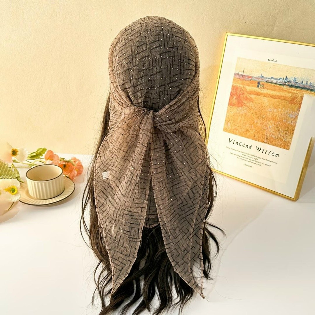 шарфы для женщин,шарф женские,шелковый шарф,модные шарфы,шарфы и платки