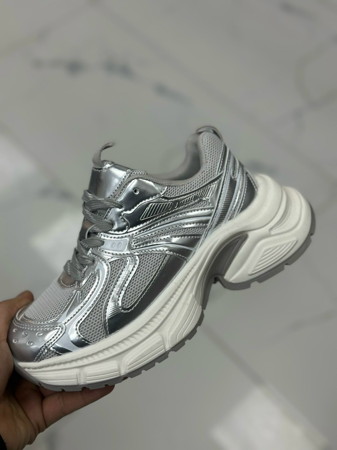 кроссовки balenciaga,кроссовки в стиле balenciaga copy 1:1,кроссовки balenciaga track.2 sneaker clear sole-grey серый,кроссовки баленсиага 3xl,баленсиага большие кроссовки