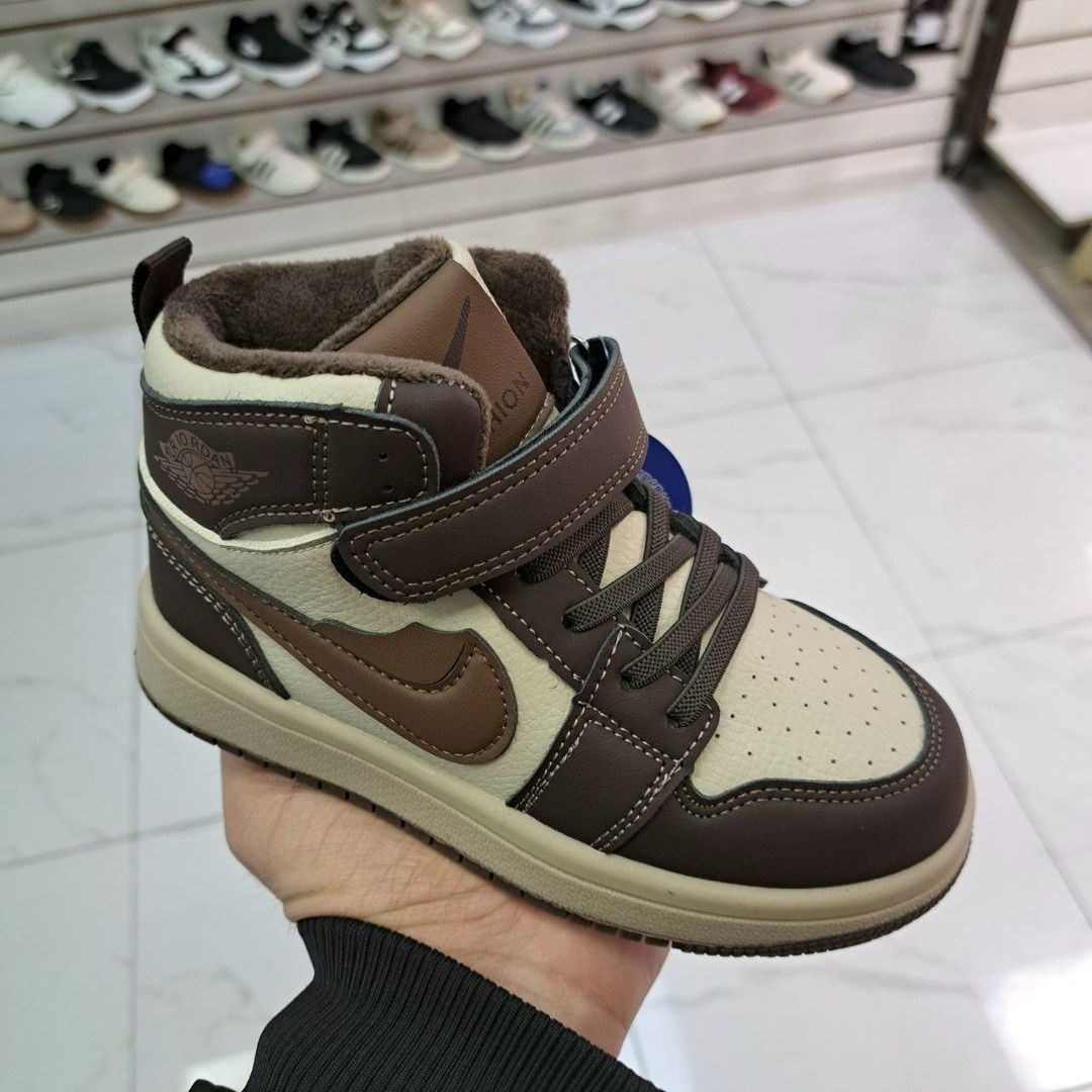 детская ,ботинки детские,,кроссовки детские высокие,высокие кроссовки