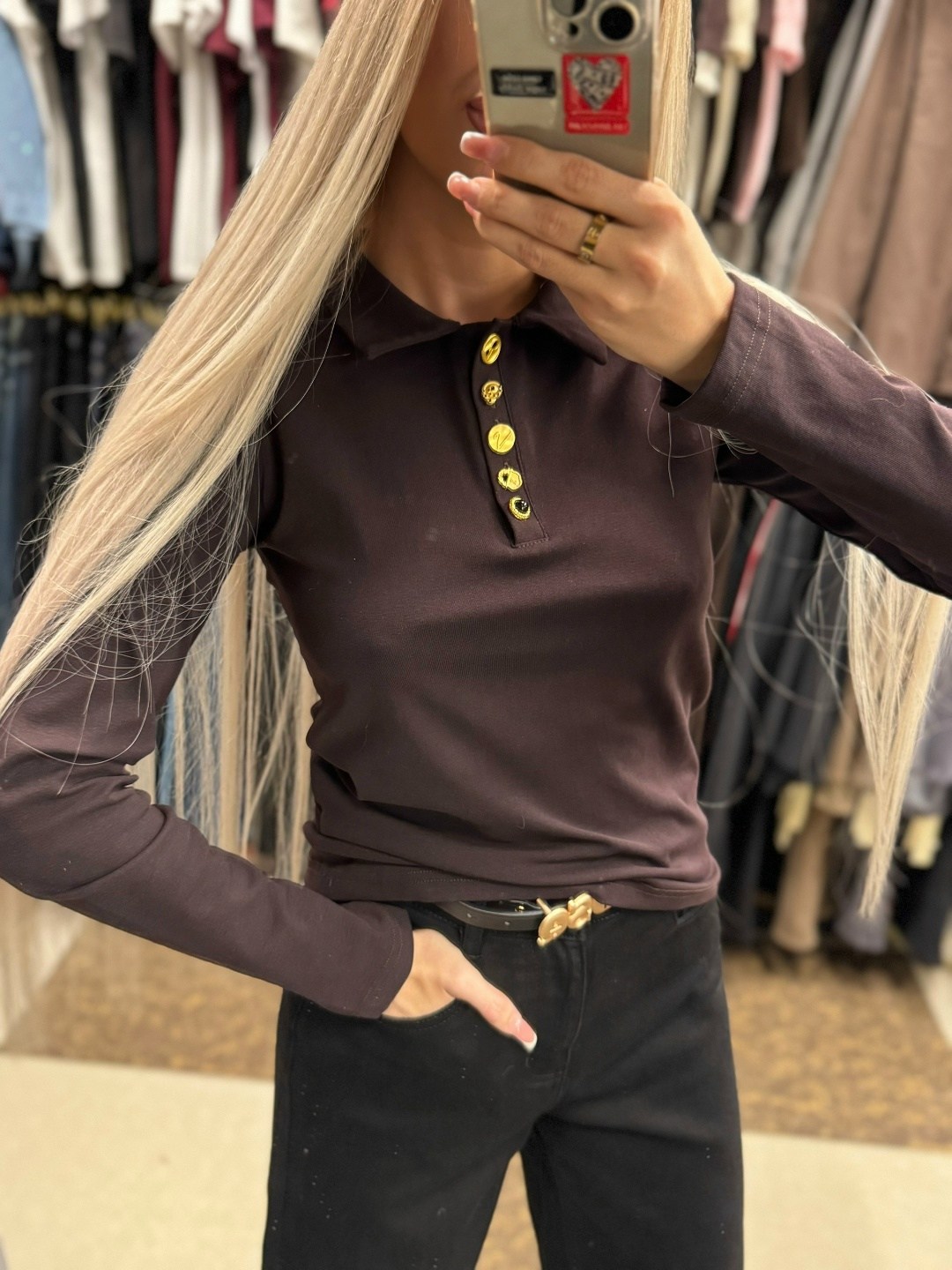 джемпер-поло из трикотажной ткани коричневого цвета,джемпер,коричневый джемпер,джемпер поло коричневый,коричневая женская рубашка поло