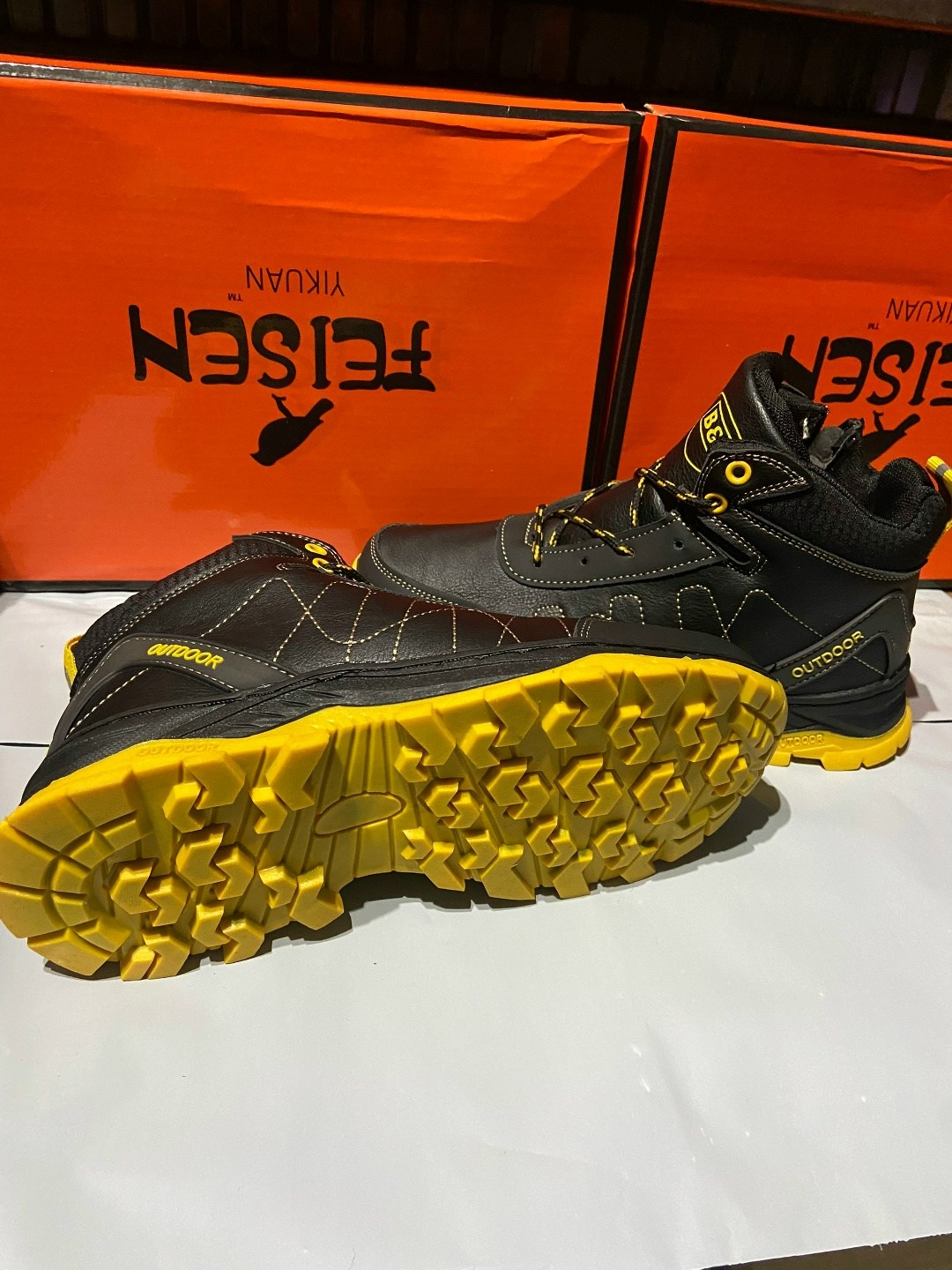 мужские зимние ботинки,,кроссовки зимние мужские,зимняя  мужская,ботинки коламбия черные кожаные мужские