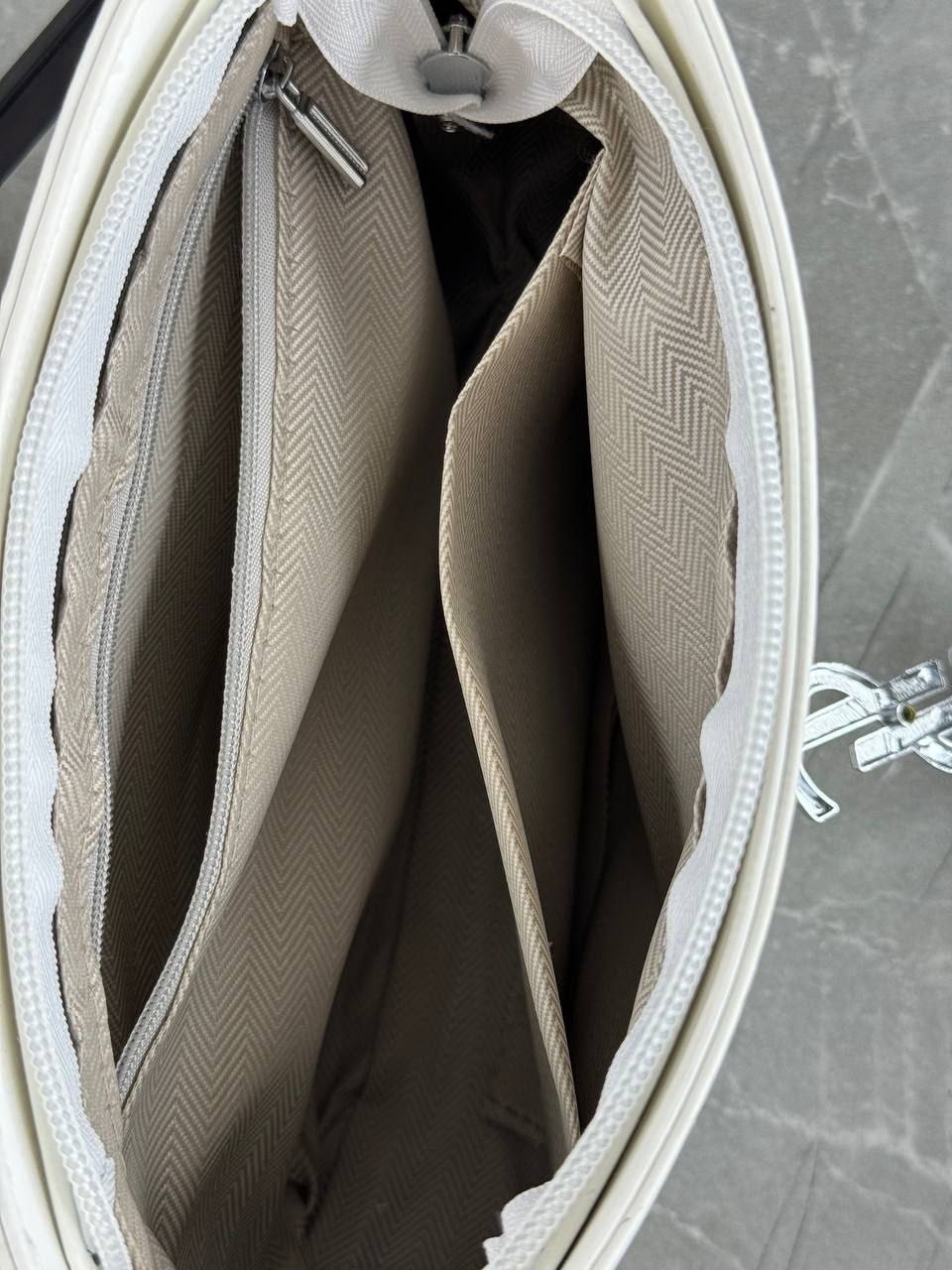 сумка yves saint laurent через-плечо,белая сумка женская,сумка белая,сумка женская ysl,saint laurent сумка на плечо