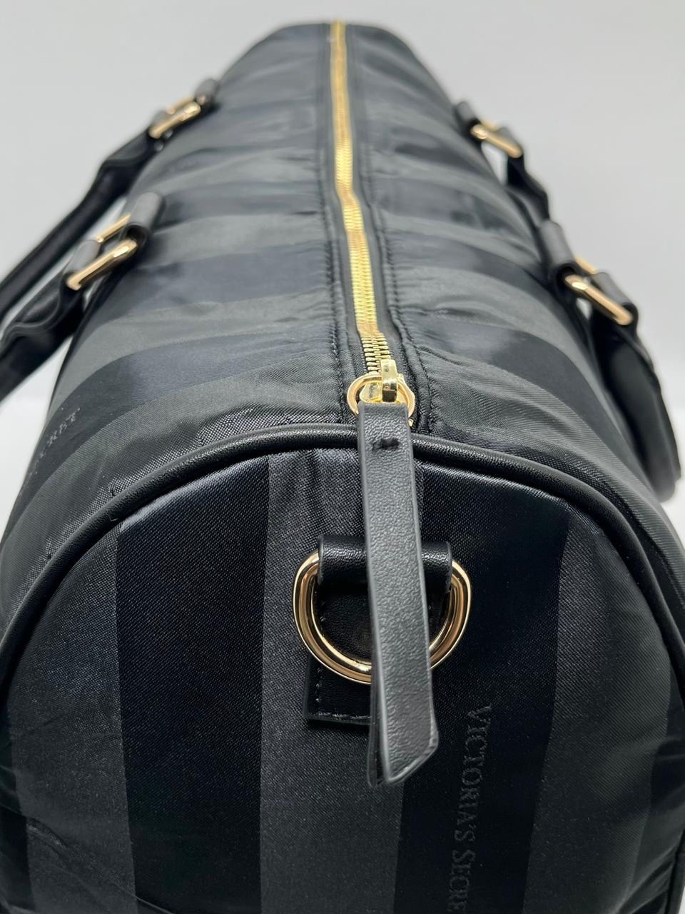 спортивная сумка виктория сикрет,спортивная сумка,женская сумка спортивная,сумка дорожная,сумка виктория сикрет