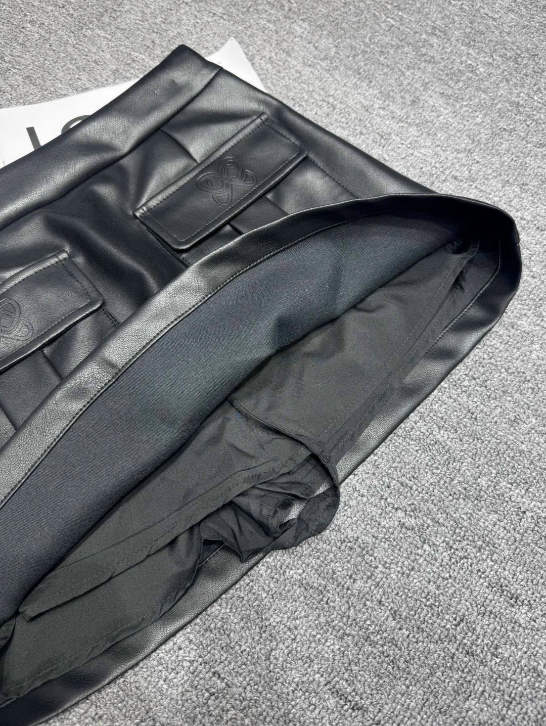 кожаная юбка,кожаная мини юбка,юбка с карманами,мини-юбка из искусственной кожи,алеф кожаные юбки