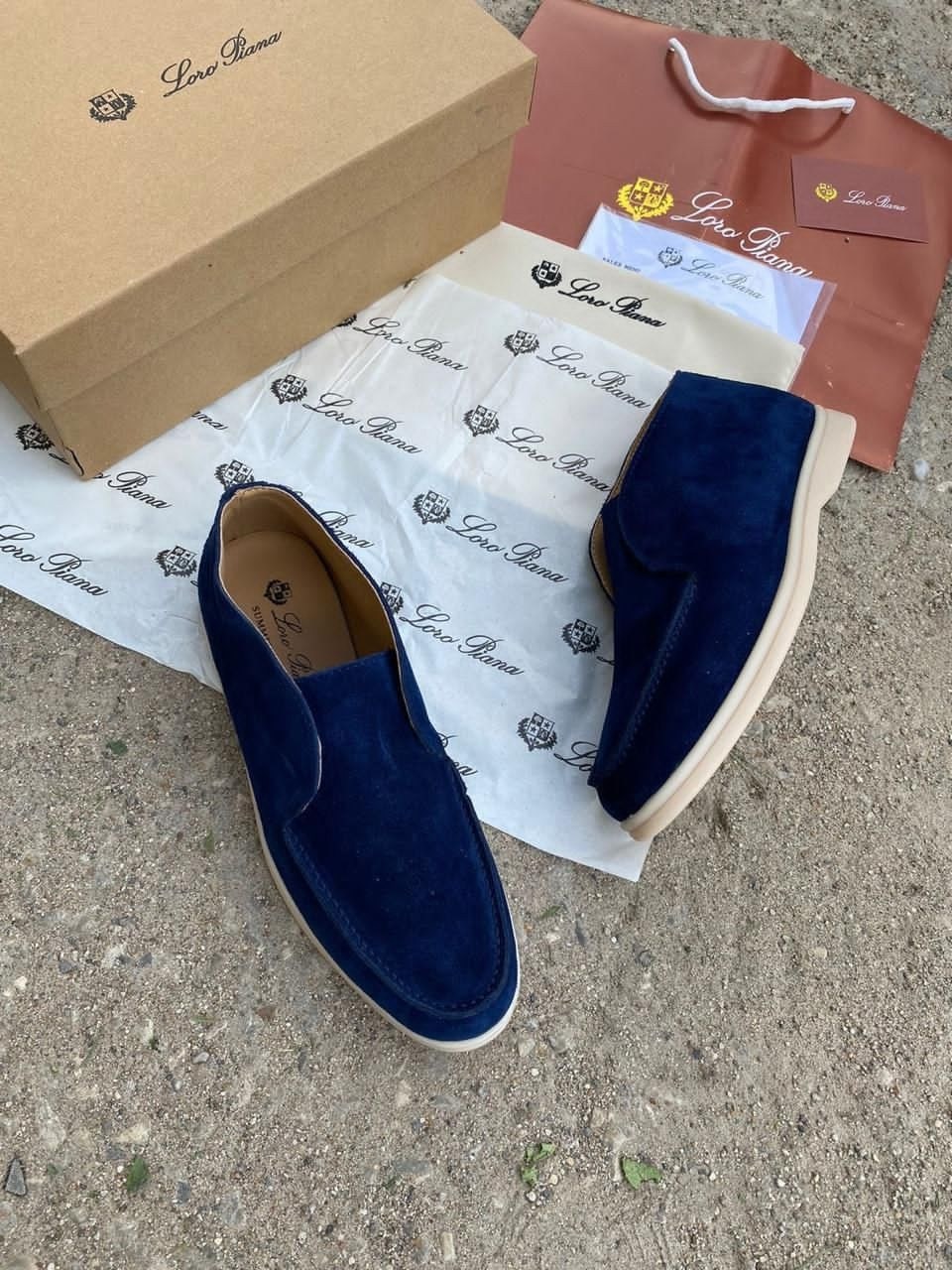 мужские лоферы loro piana,лоферы loro piana,мужские синие лоферы loro piana,лоферы из натуральной замши loro piana,