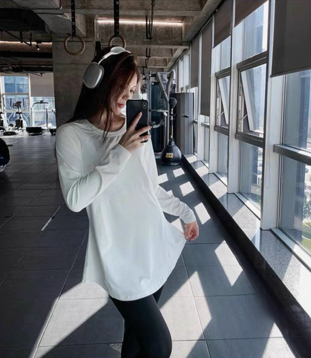 спорт фитнес,девушка стиль,спортивное женское тело,женщина спорт,женщина спортивная