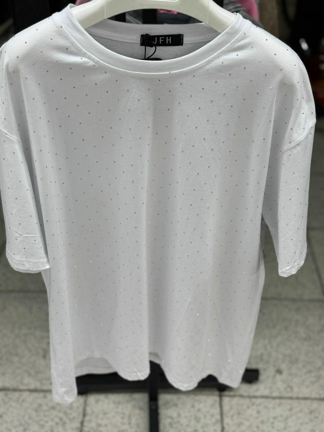 футболки женская,футболка со стразами,футболка оверсайз со стразами,футболка со стразами оверсайз база,футболка оверсайз с