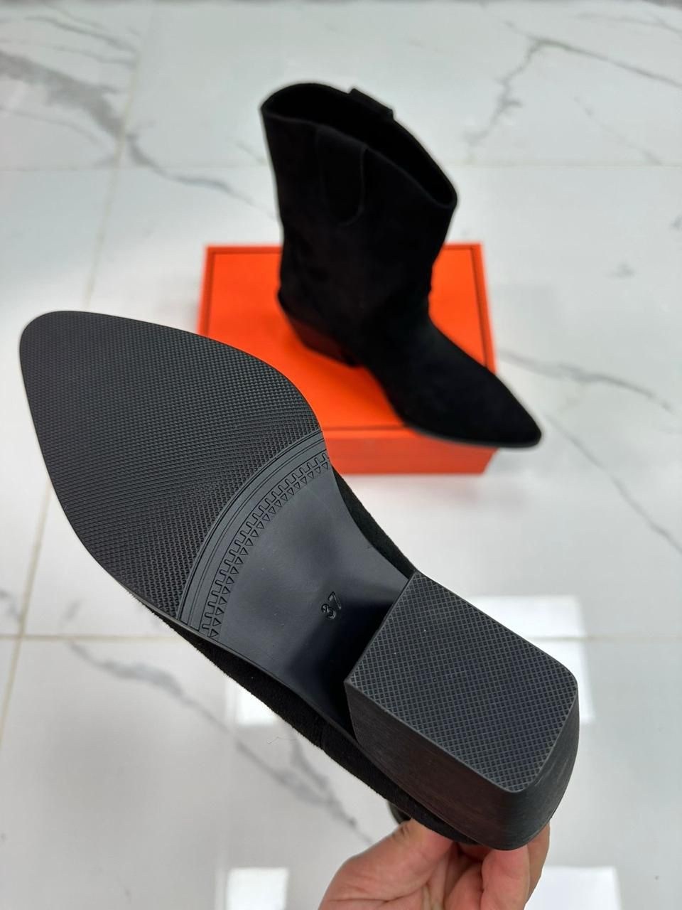 ботильоны женские,ботильоны казаки,полусапоги женские,полусапоги,замшевые ботильоны