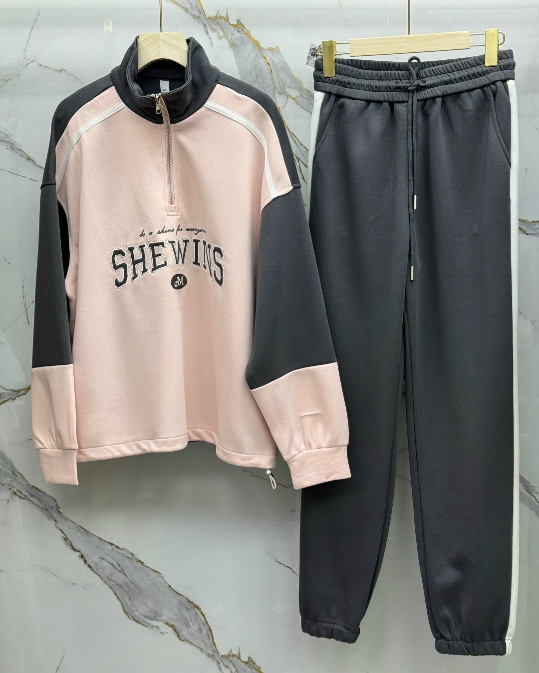 lacoste костюм женский,костюм спортивный,одежда модная,костюмы лакоста унисекс,одежда стили