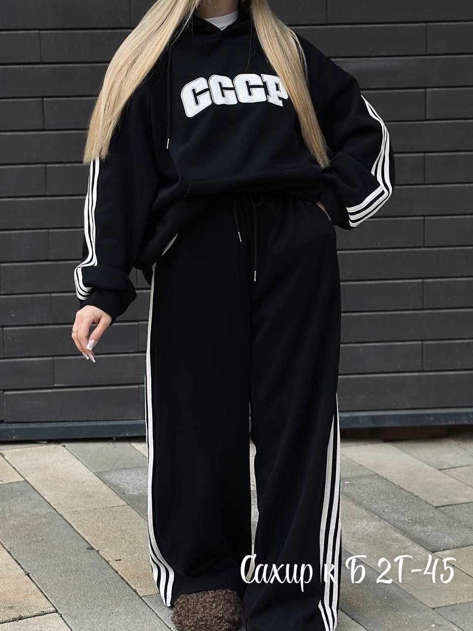 костюм adidas на велюре от бренда w,костюм спортивный женский,спортивный костюм,женский костюм,женский спортивный костюм adidas