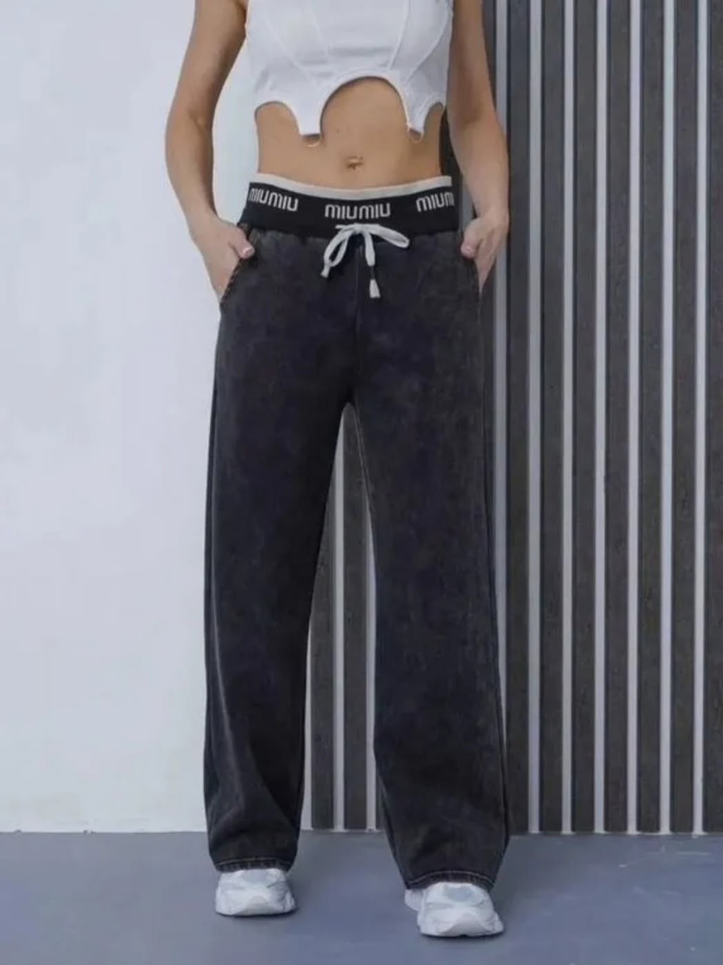 брюки джоггеры,широкие брюки,джоггеры женские,брюки спортивные,черные джоггеры