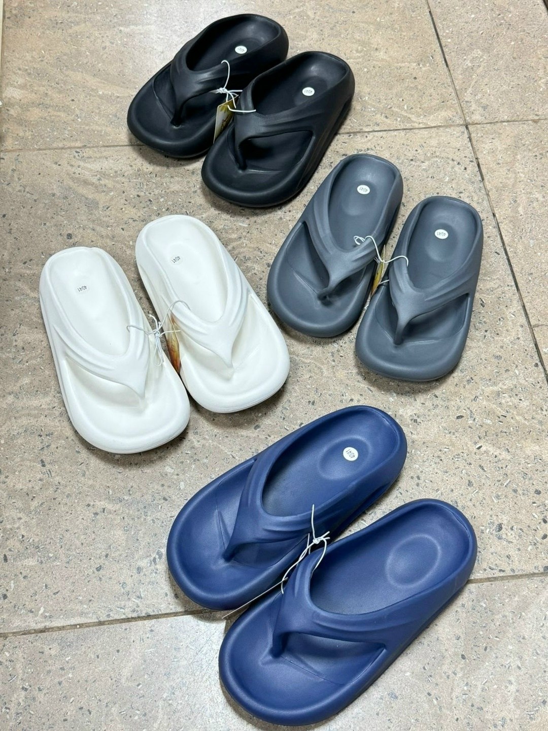 ,женские шлепанцы,модные шлепанцы,шлепанцы мужские,пляжные шлепанцы