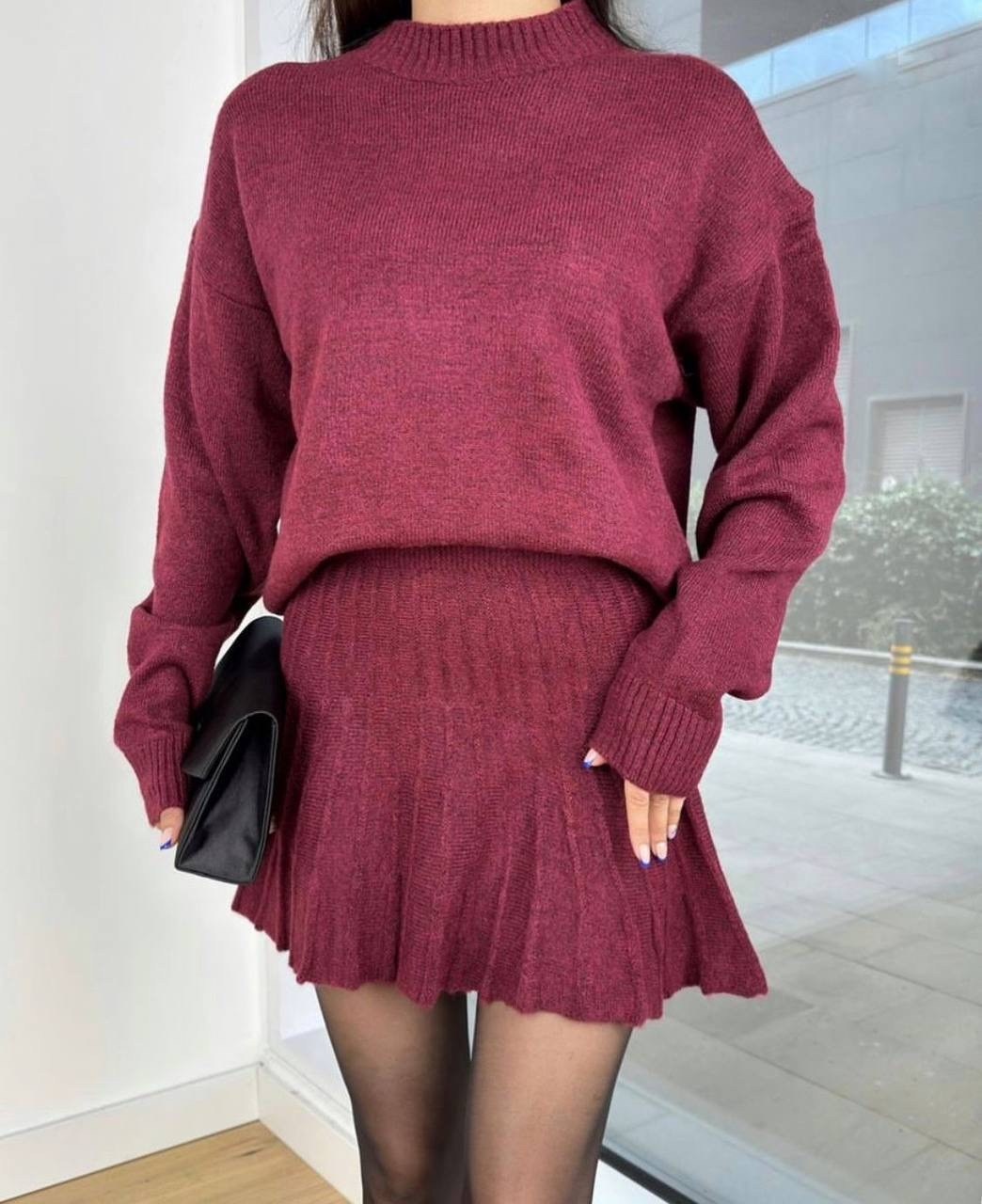 костюм свитер + юбка,вязаный костюм с юбкой,женский костюм,костюм новый с юбкой,костюм свитер и юбка