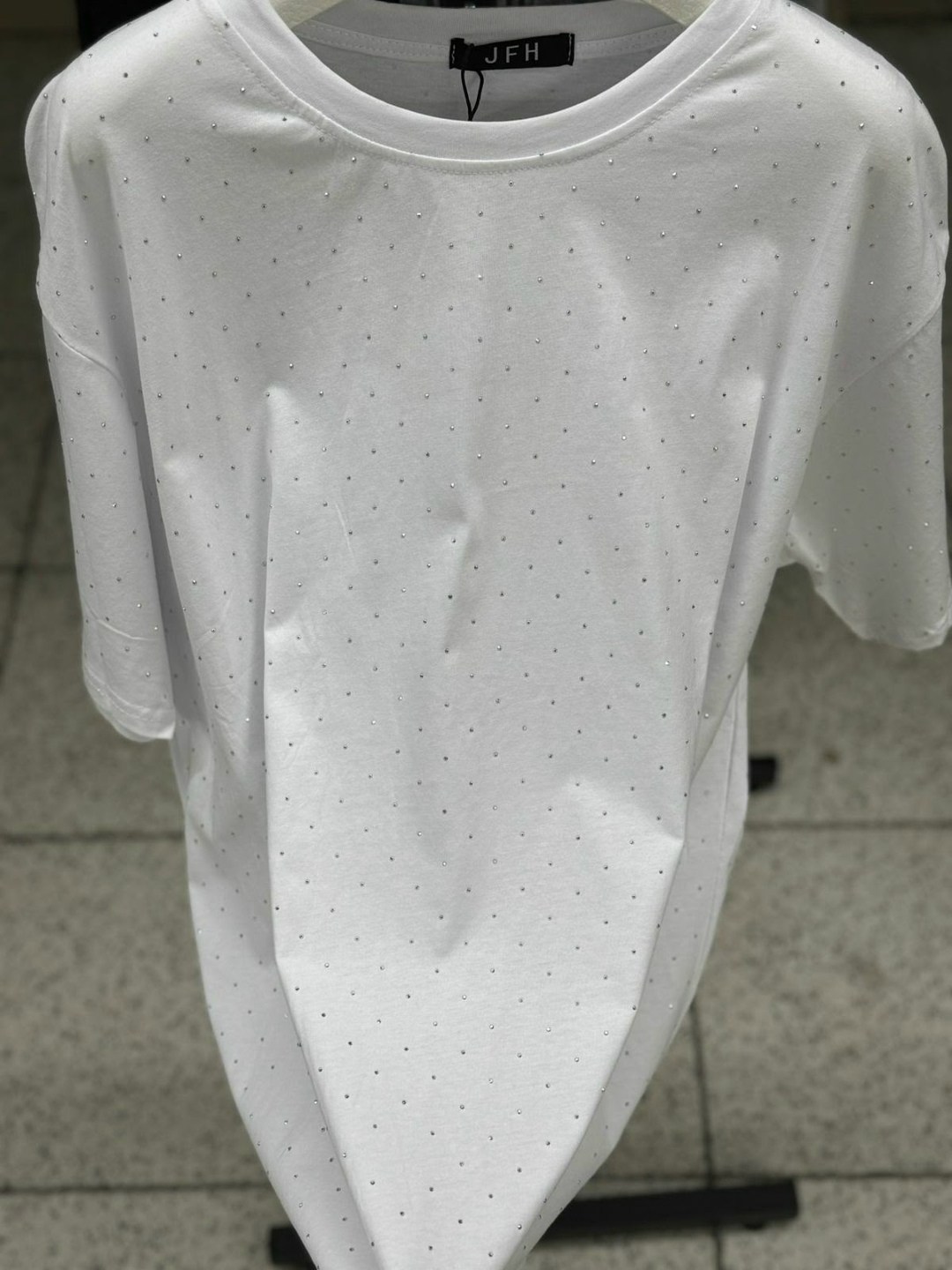 футболки женская,футболка со стразами,футболка оверсайз со стразами,футболка со стразами оверсайз база,футболка оверсайз с