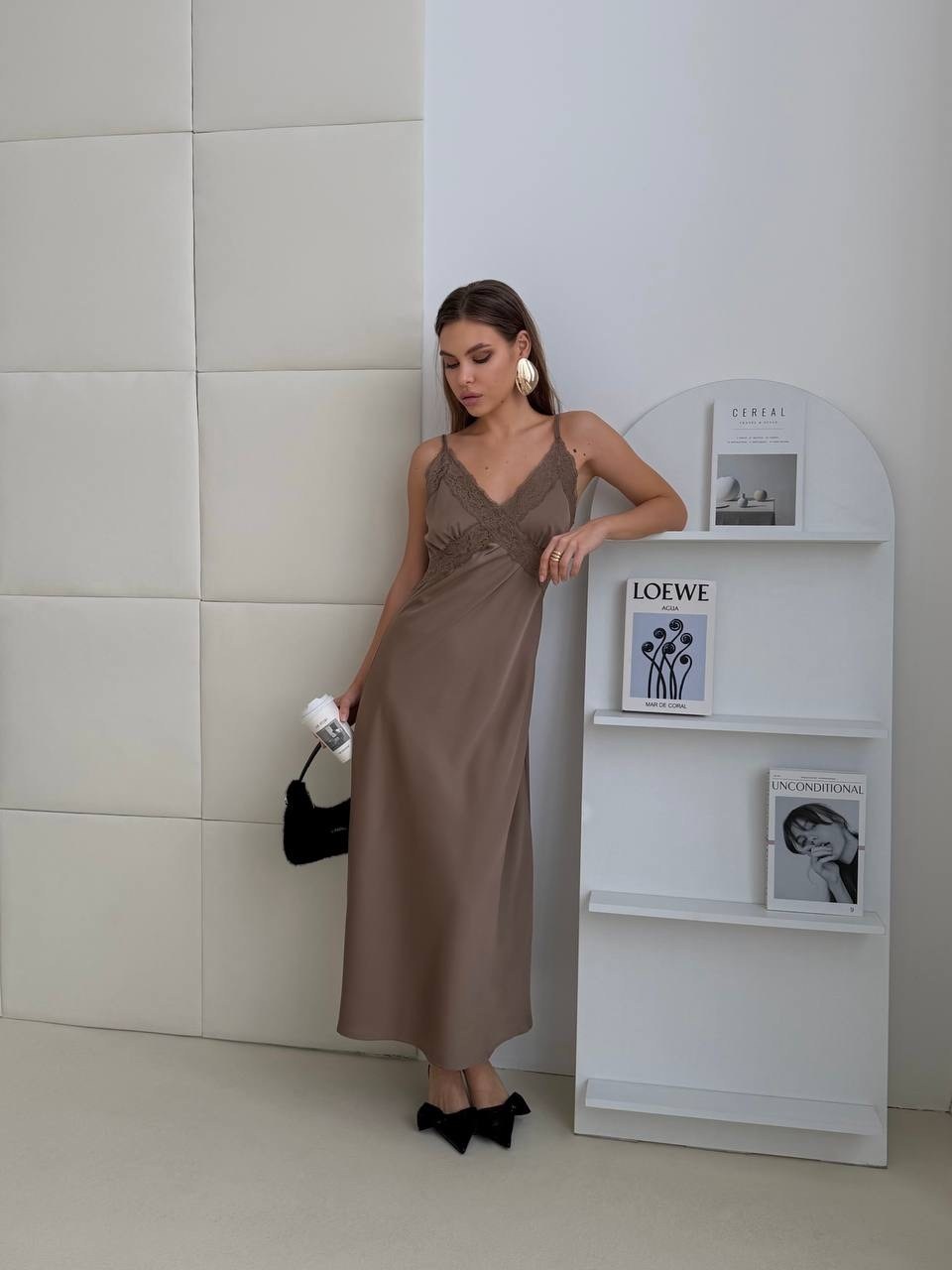 шелковое платье комбинация,платье комбинация,платье комбинация макси атласное,платье комбинация макси атласное lona,платье комбинация коричневое шёлк