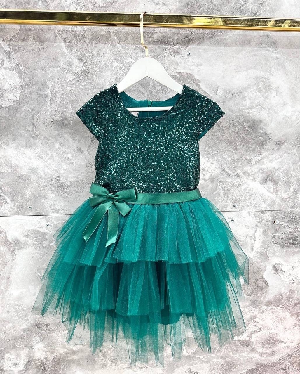 платье для девочки,изумрудное платье для девочки,платье праздничное для девочки,зеленое платье для девочки,новогоднее платье для девочки