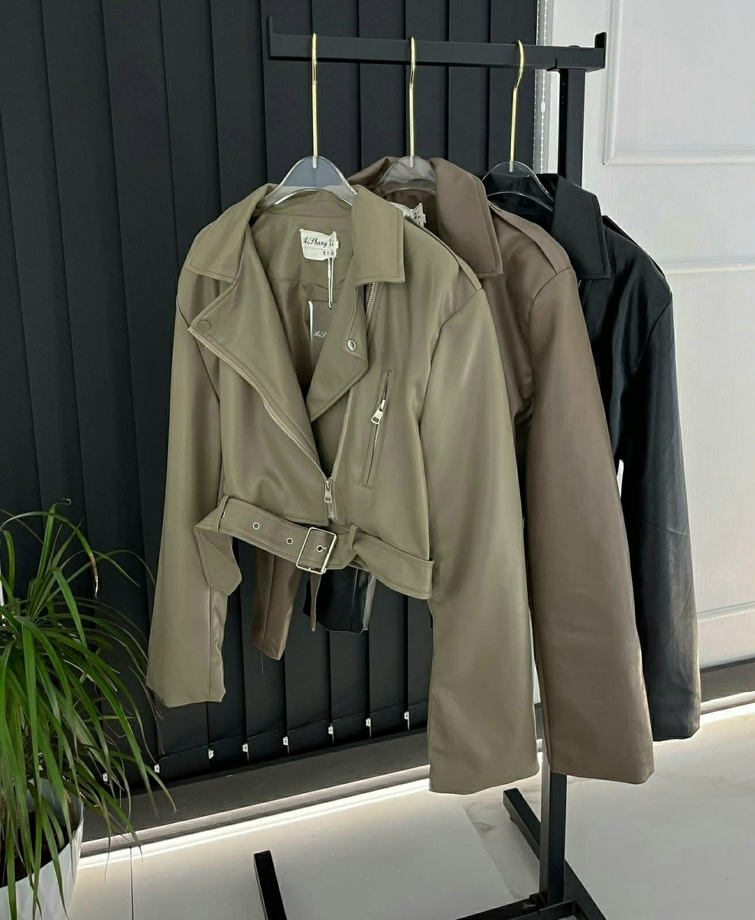 кожаная куртка,женская куртка,куртка косуха,косуха винтажная кожаная куртка оверсайз зеленая aftfbasic,куртка