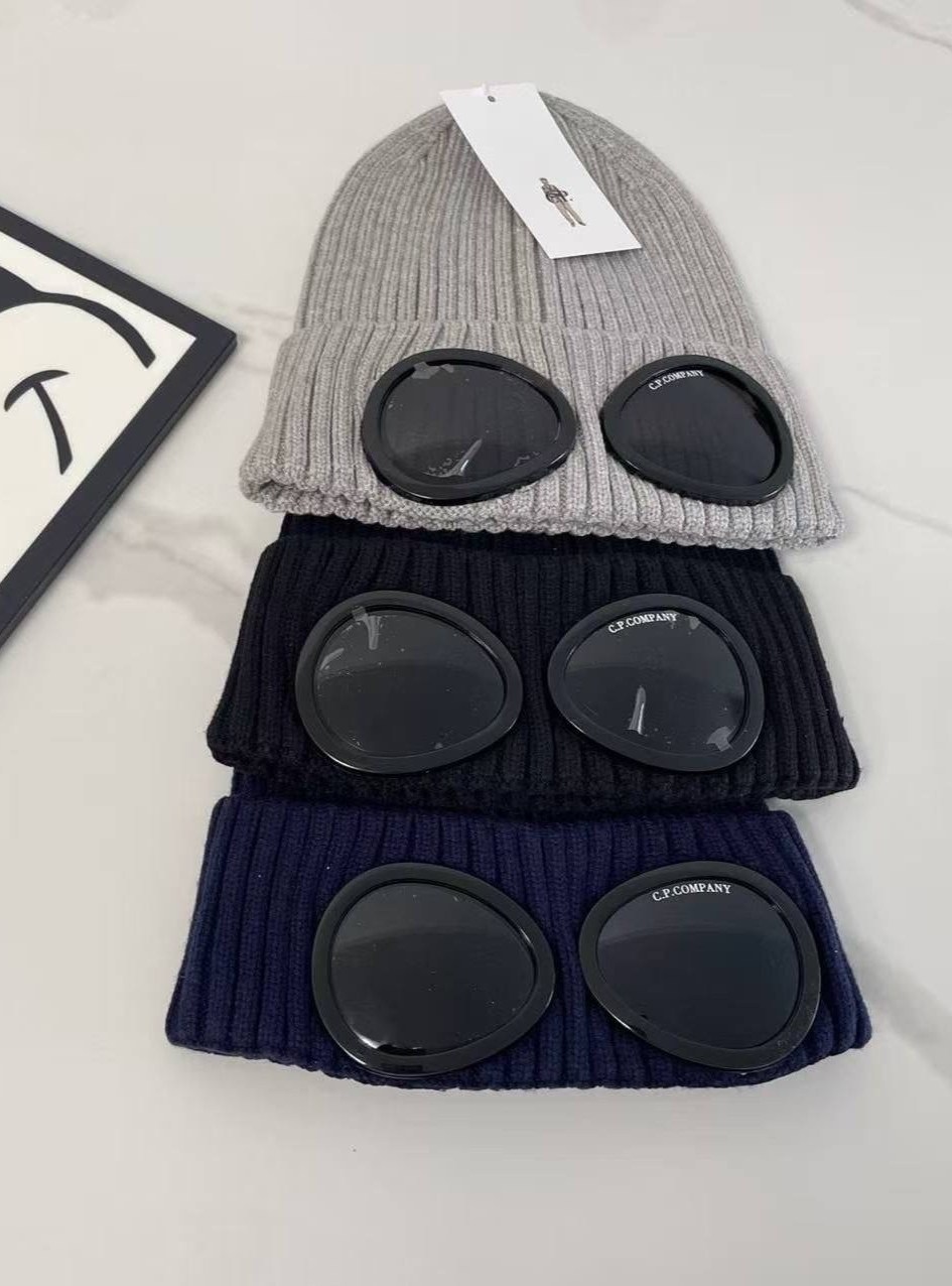 шапка c p company с линзами,шапка c.p. company,шапка c.p. company navy,шапка c.p. company extra fine merino wool goggle beanie