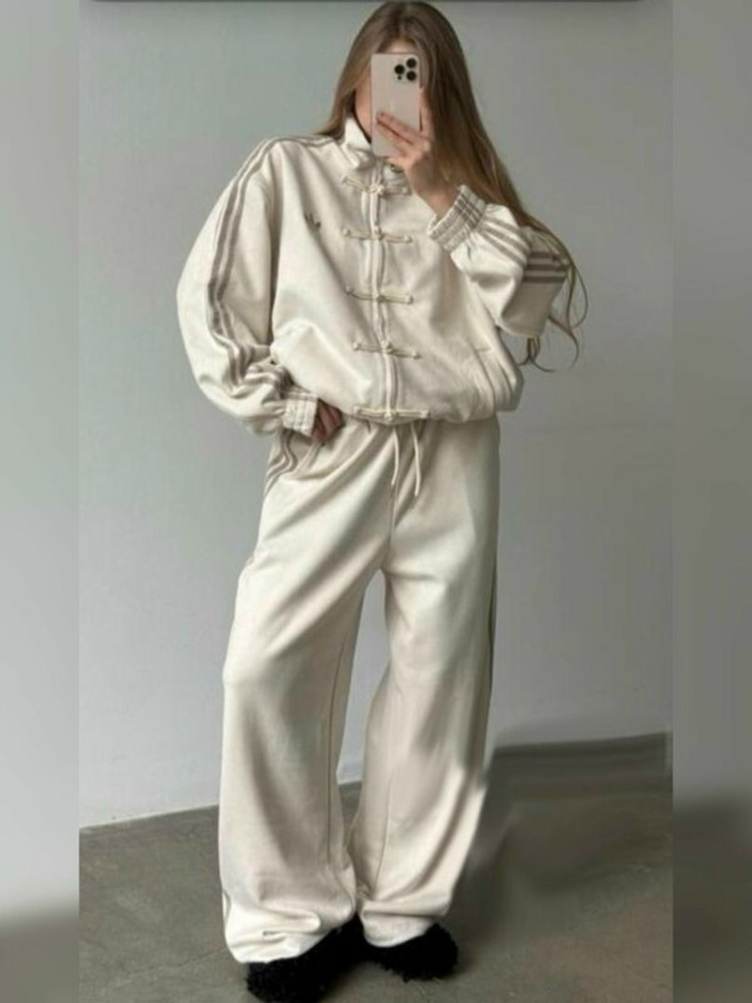 костюм классический,костюм в китайском стиле спортивный adidas коричневый,стильные костюмы,трикотажные костюмы,костюм спортивный стильный