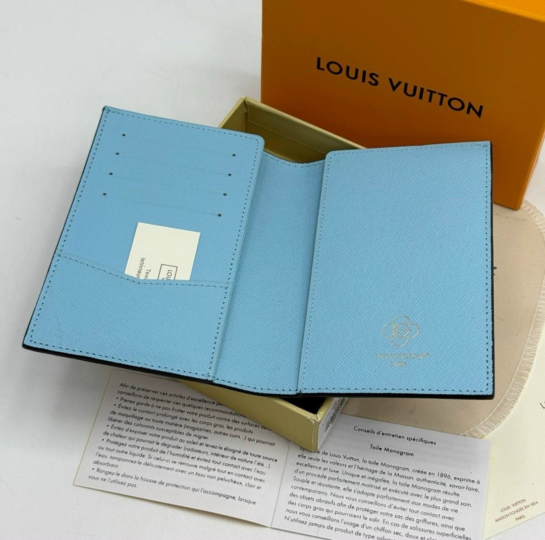 louis vuitton обложка на паспорт,женская обложка на паспорт louis vuitton,обложка на паспорт louis vuitton bms-138478,коричневая женская обложка на паспорт от louis vuitton,обложка на паспорт louis vu