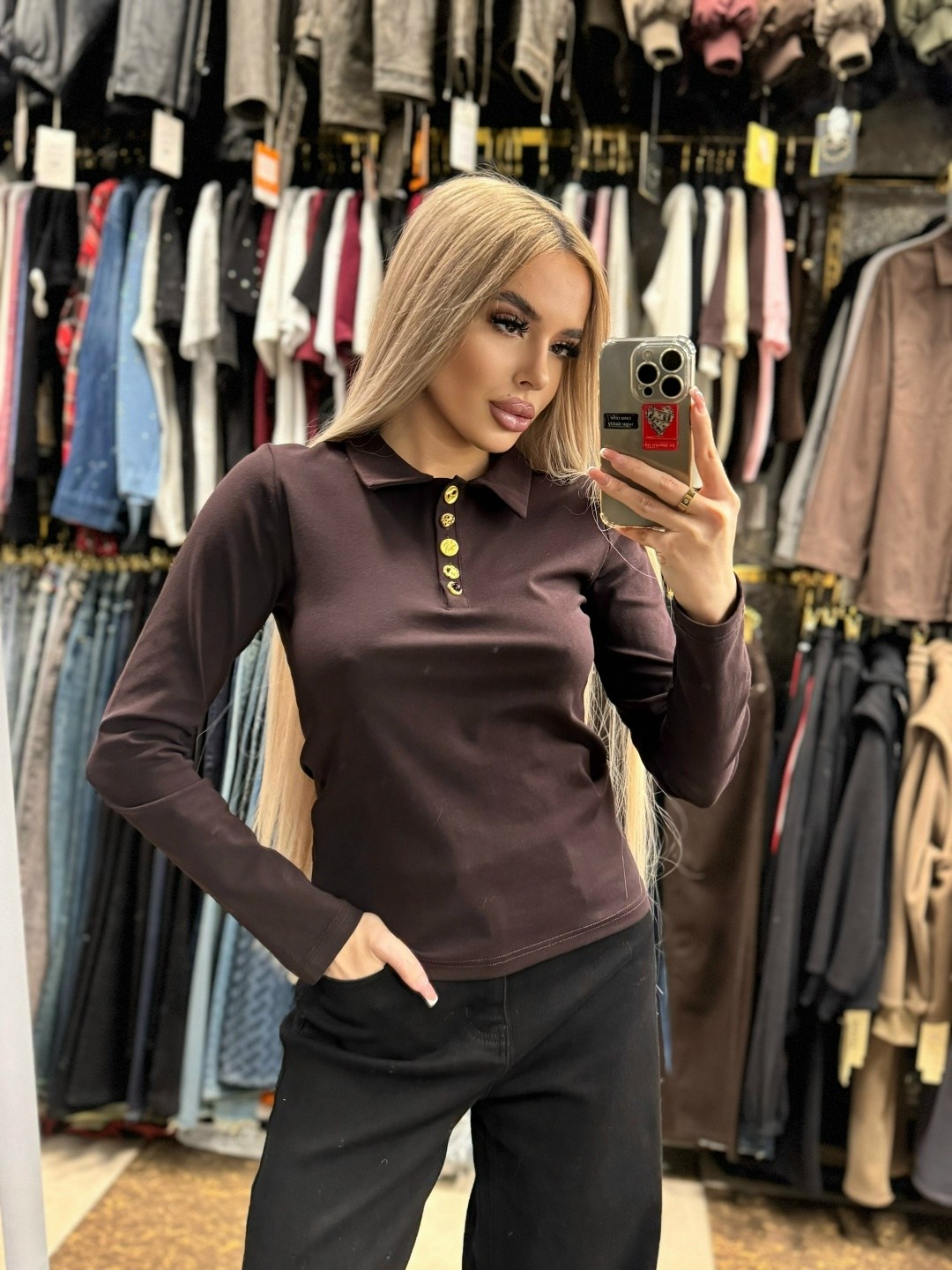 джемпер-поло из трикотажной ткани коричневого цвета,джемпер,коричневый джемпер,джемпер поло коричневый,коричневая женская рубашка поло