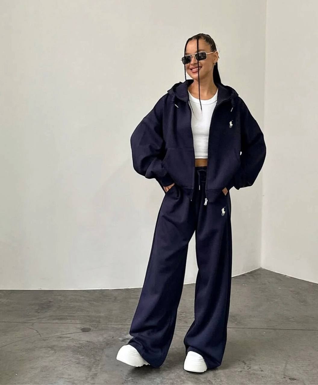 костюм женский спортивный,спортивный костюм,стильный костюм,костюм голубой,женские костюмы