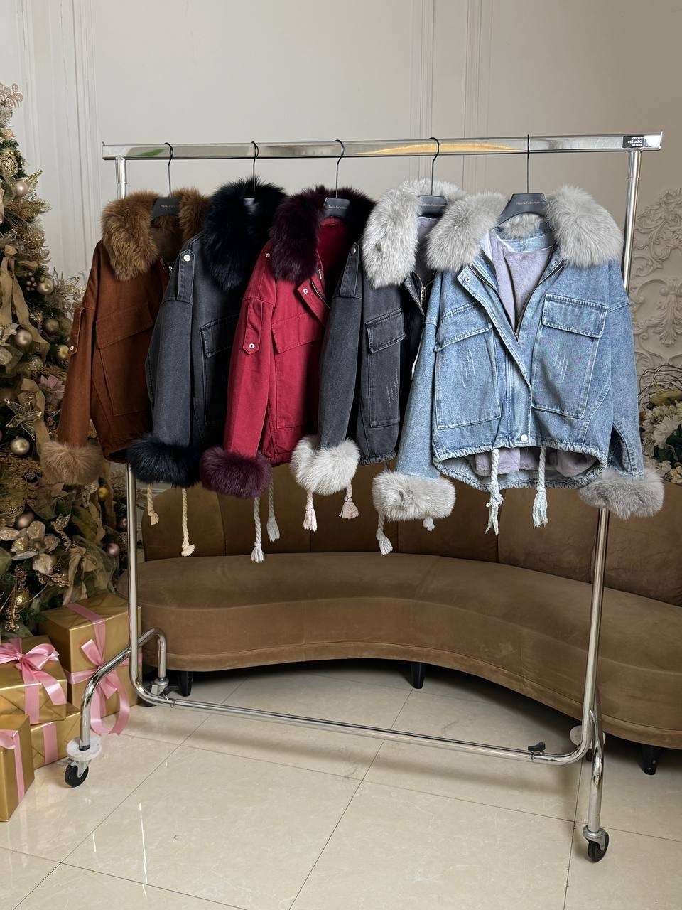 куртка джинсовая с натуральным мехом angel mood,джинсовка на утеплителе из мягкого искусственного меха,женская джинсовая куртка с мехом,джинсовая куртка с натуральным мехом,джинсовая куртка с мехом