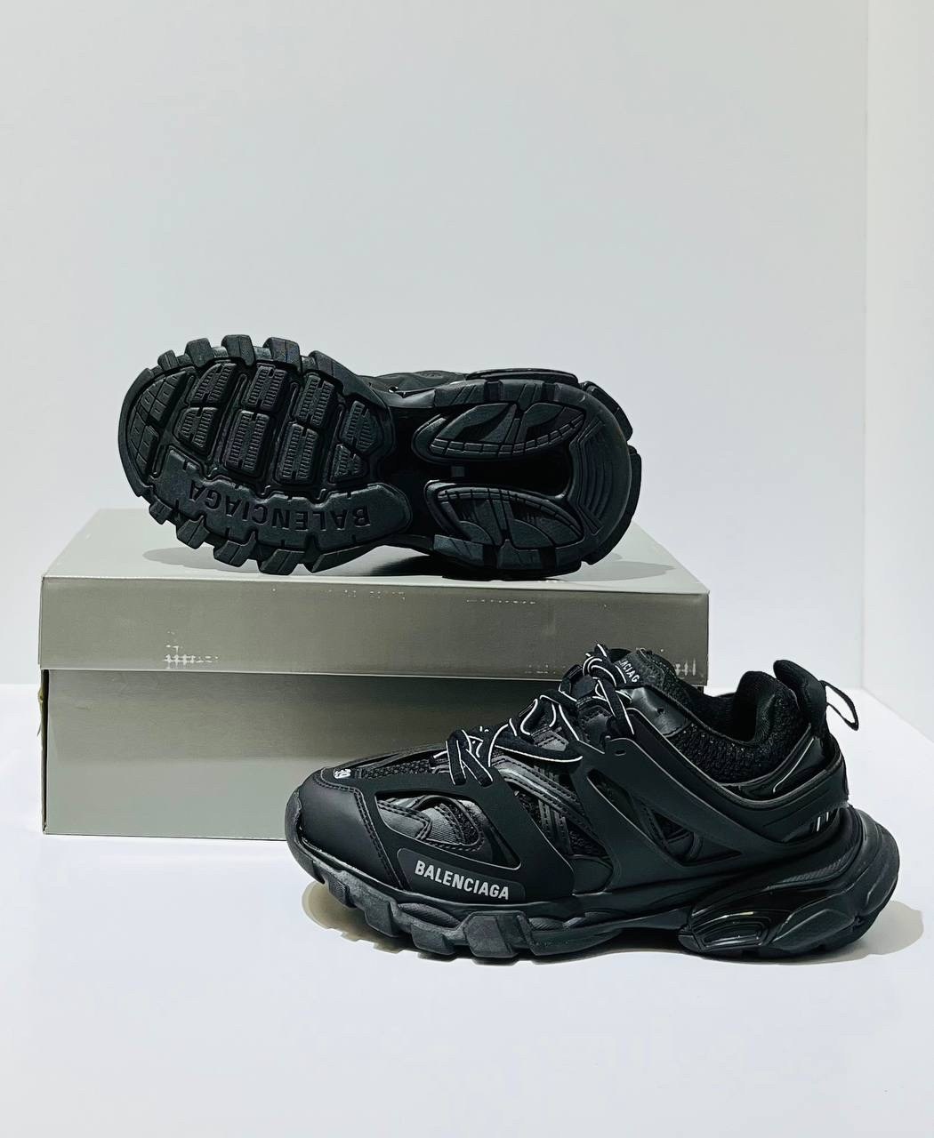 кроссовки balenciaga track,кроссовки баленсиага трек черные,баленсиага кроссовки черные track,женские кроссовки balenciaga,кроссовки balenciaga