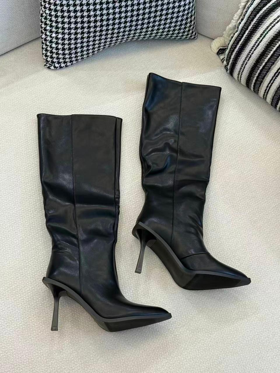 женские сапоги,женские кожаные сапоги до колена черные плиссированные сапоги с острым носком на шпильке,сапоги на шпильке,сапоги осенние на шпильке,высокие сапоги на шпильке