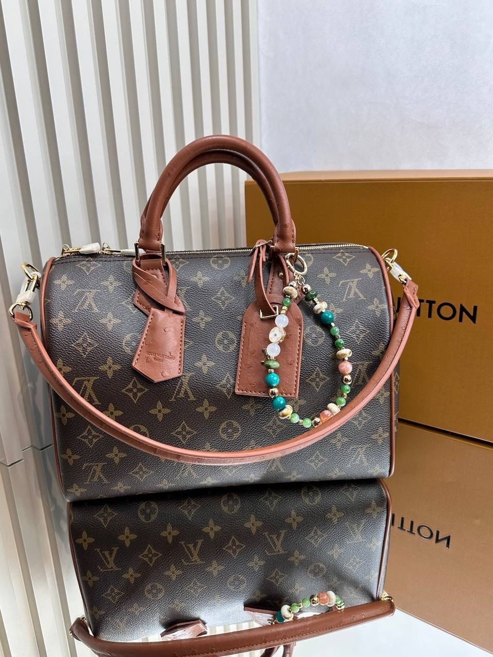 классическая сумка speedy louis vuitton с монограммой,сумка louis vuitton,сумка женская louis vuitton,louis vuitton сумка дорожная,сумка луи виттон