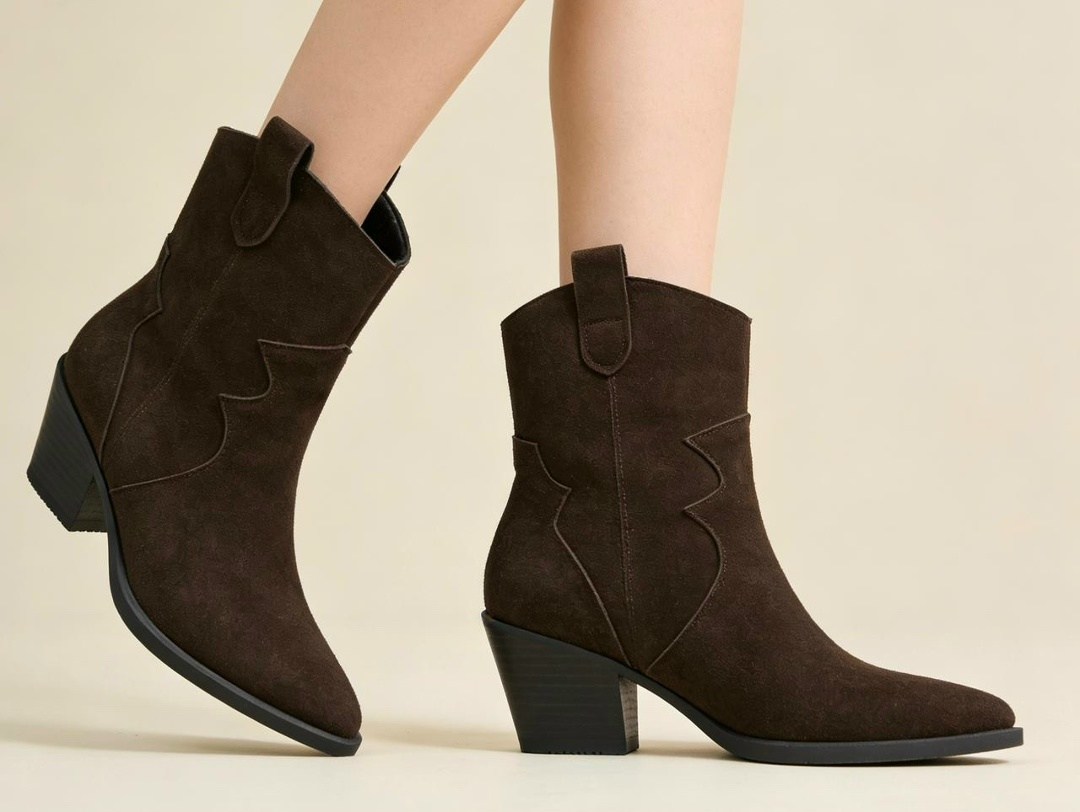 замшевые казаки,женская ,ботинки женские демисезонные казаки замшевые reversal,казаки замшевые эконика,замшевые ботильоны