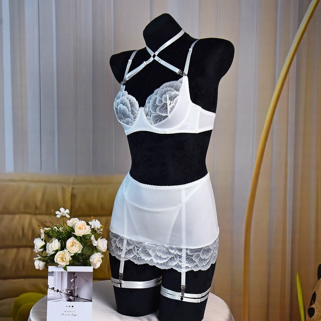 сексуальные комплект нижнего белья,комплект нижнего белья,модное нижнее белье,женское нижнее белье,женское нижнее белье сексуальное