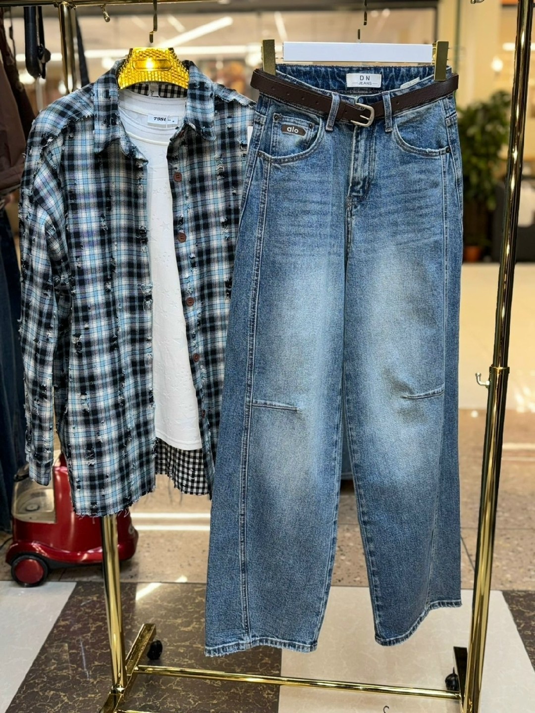 женские джинсы,одежда джинсы,джинсы,джинсы широкие,джинсы прямые