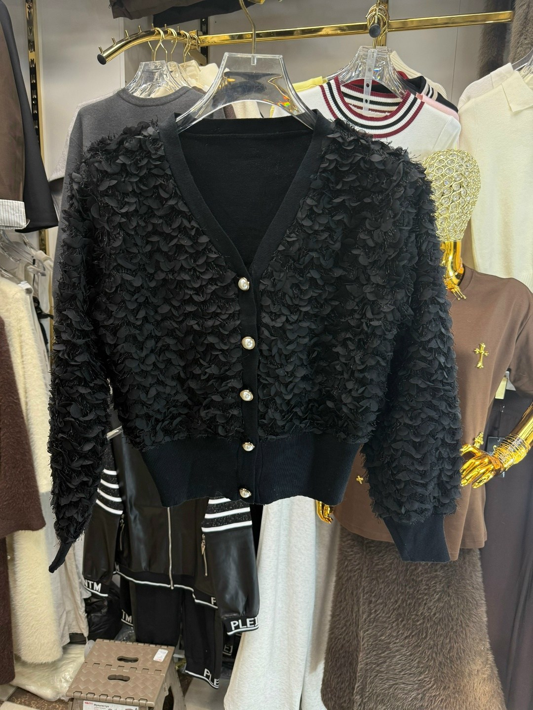 женский вязаный кардиган,женский пушистый вязаный кардиган на одной пуговице с длинным рукавом,вязаные кардиганы,женский пушистый вязаный кардиган на одной пуговице с длинным рукавом осень 2026,женски