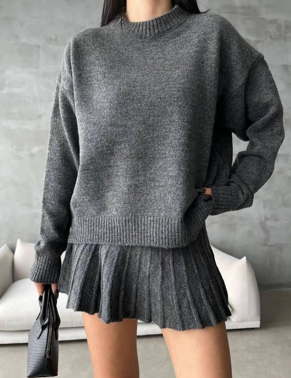 костюм свитер + юбка,вязаный костюм с юбкой,женский костюм,костюм новый с юбкой,костюм свитер и юбка